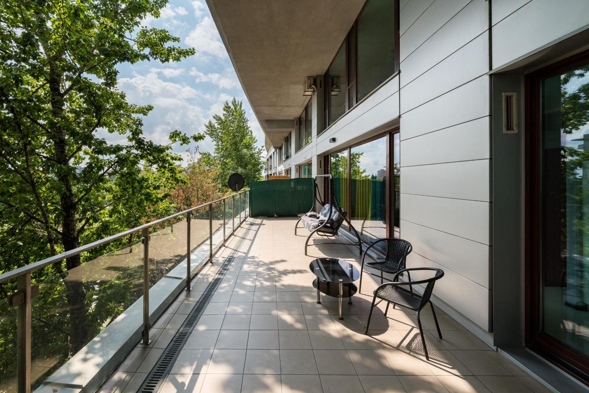 Ochota Deluxe Apartment Varsó Kültér fotó